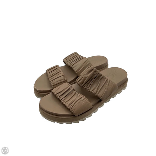 Sandals Flats By Sorel In Tan, Size: 7.5