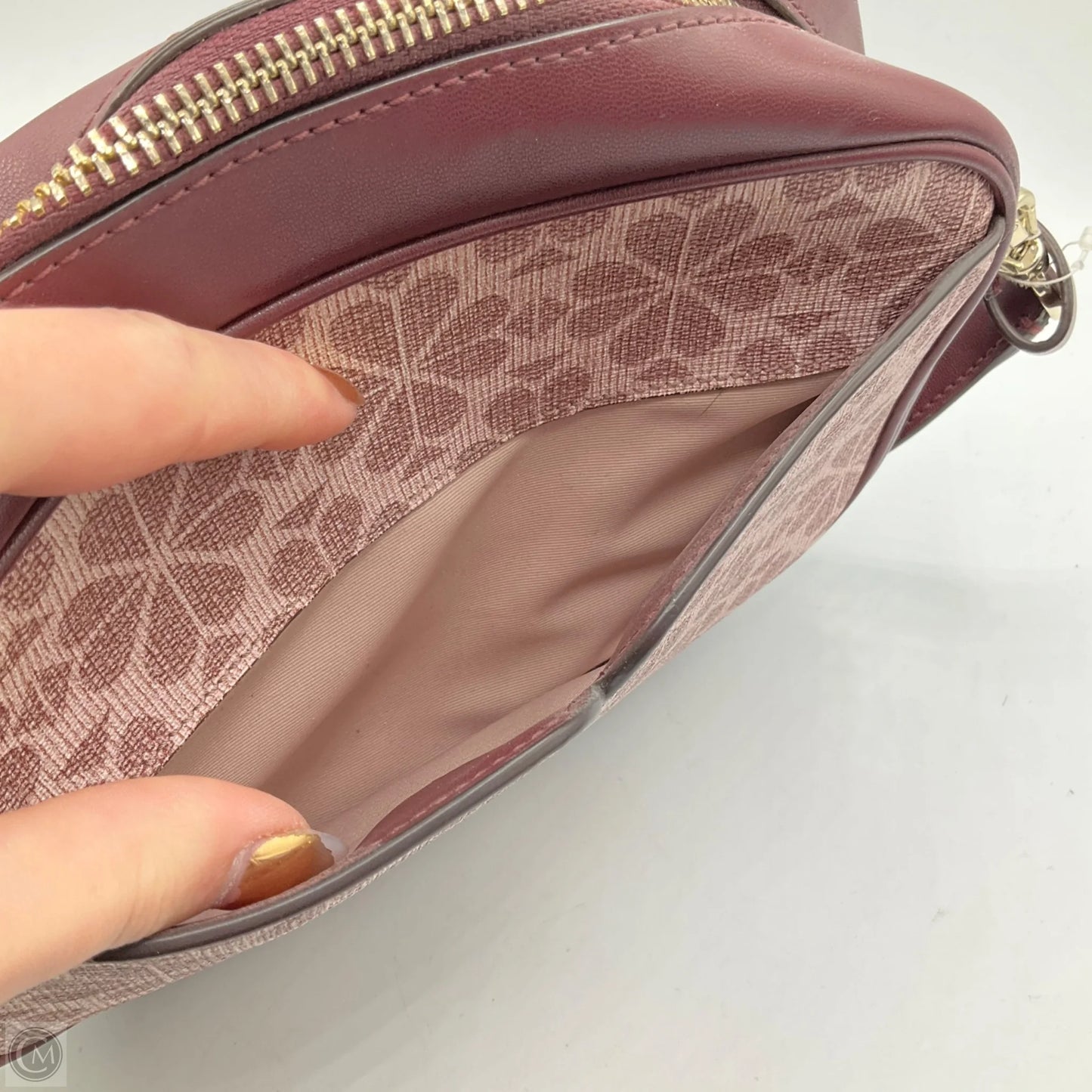 Crossbody Designer By Kate Spade, Size: Medium