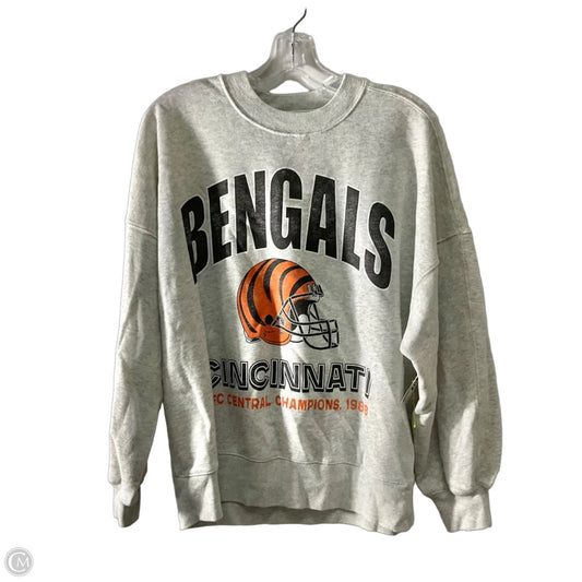 Sweatshirt Collar By Abercrombie And Fitch In Grey, Size: S