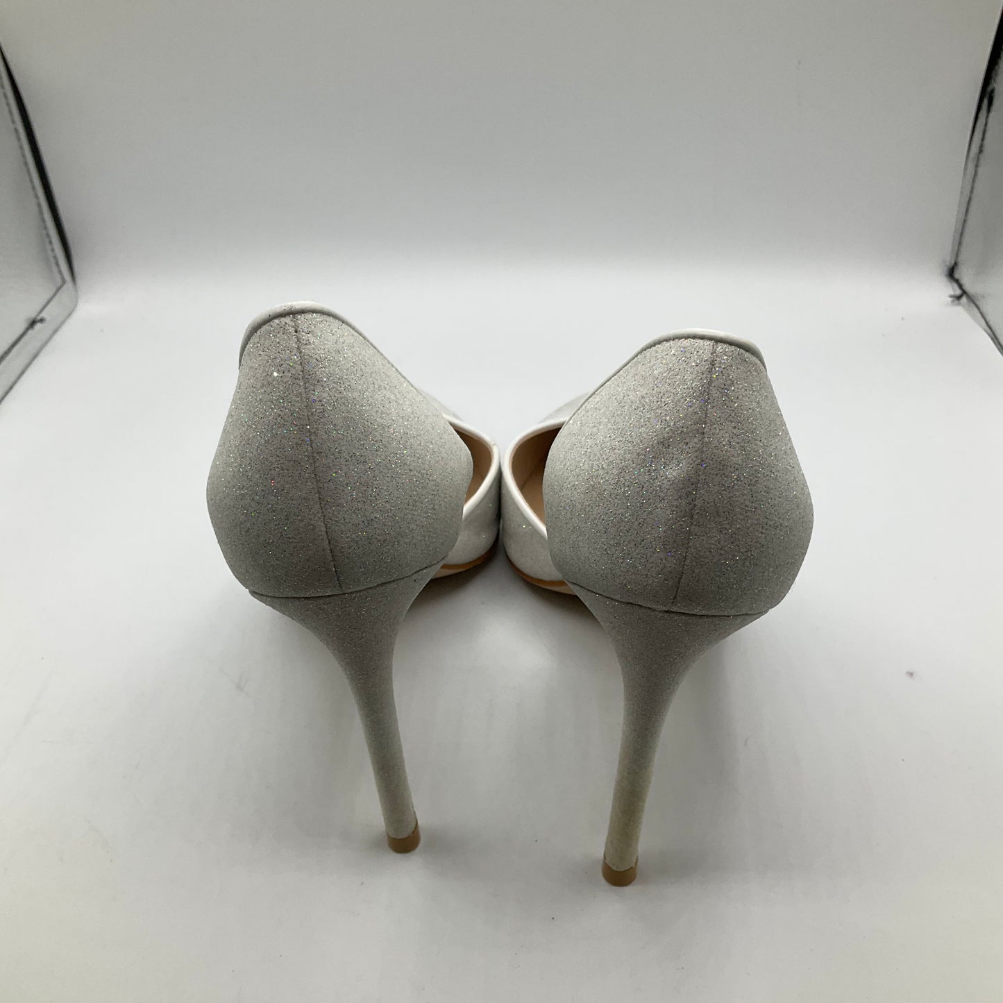 White Shoes Heels Stiletto Stuart Weitzman, Size 10