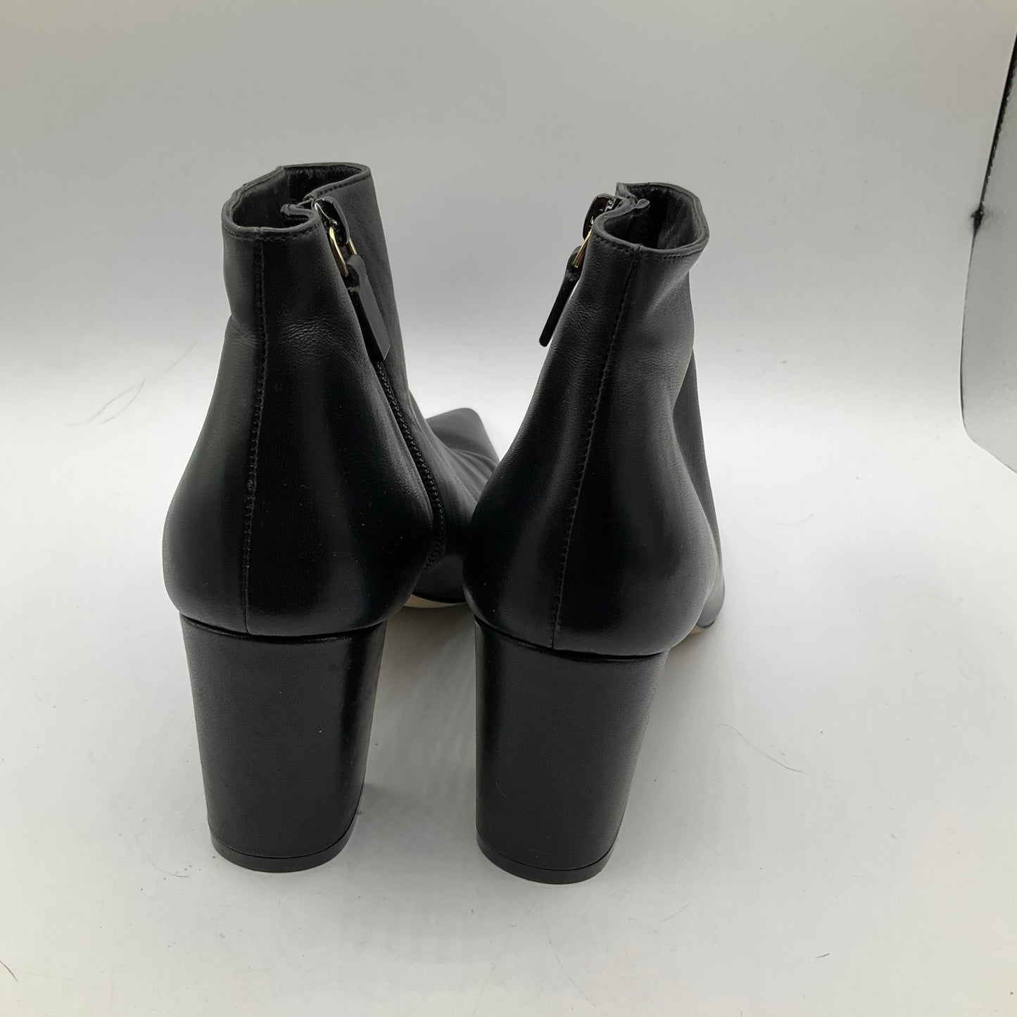 Boots Ankle Heels By Stuart Weitzman In Black, Size: 7.5