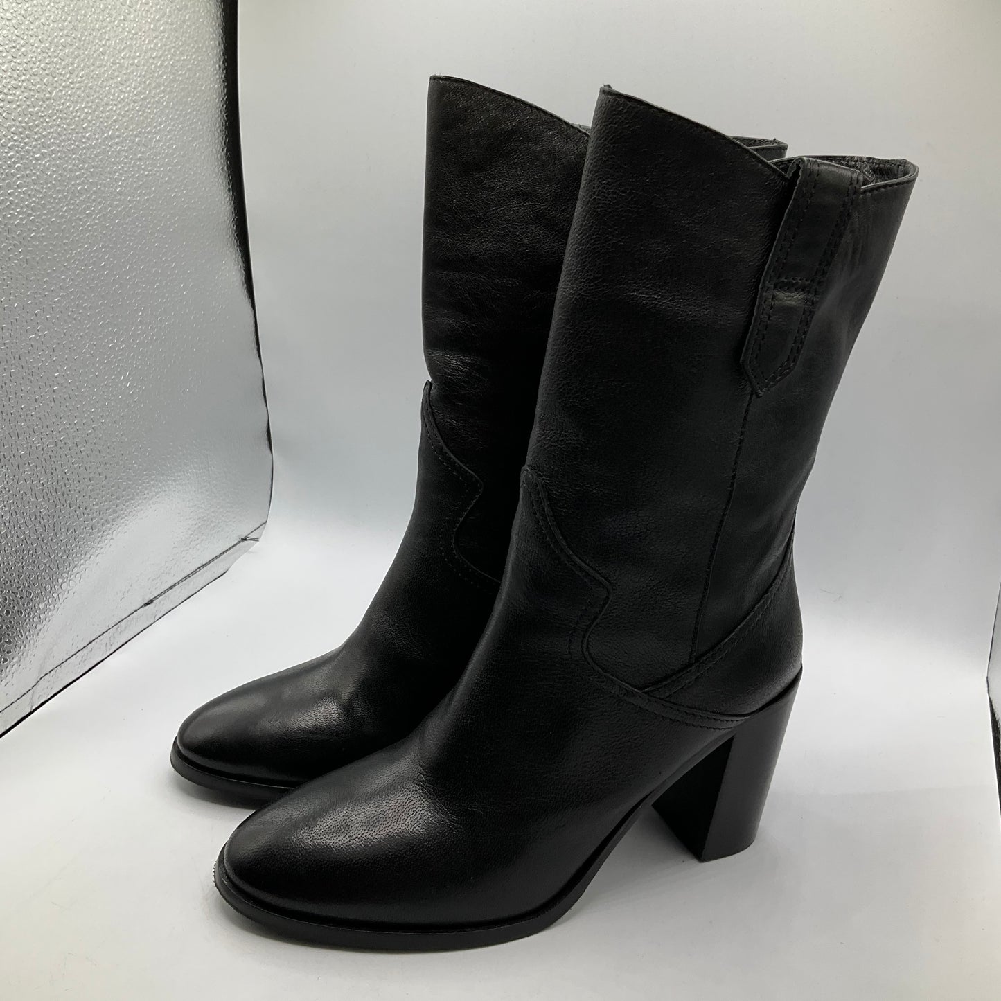 Boots Ankle Heels By Donald Pliner In Black, Size: 10