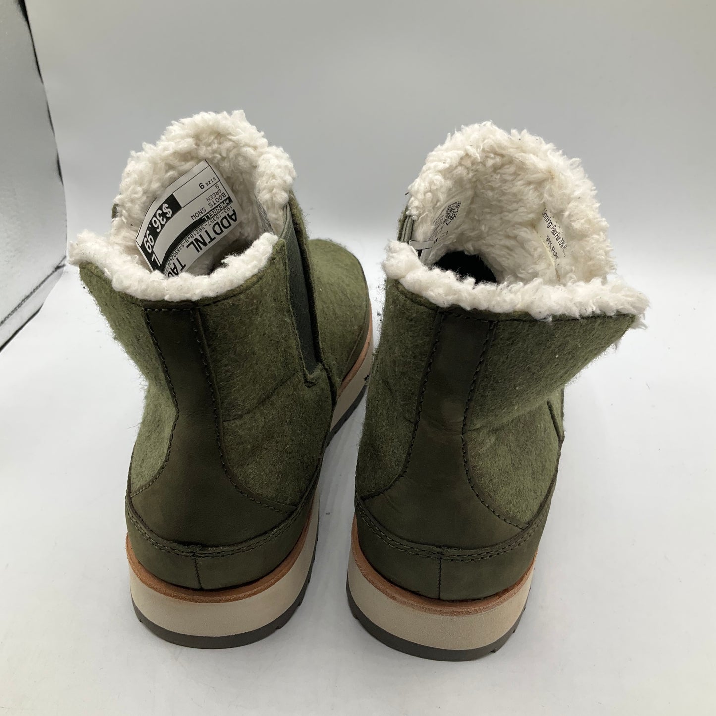 Boots Snow By Merrell In Green, Size: 9