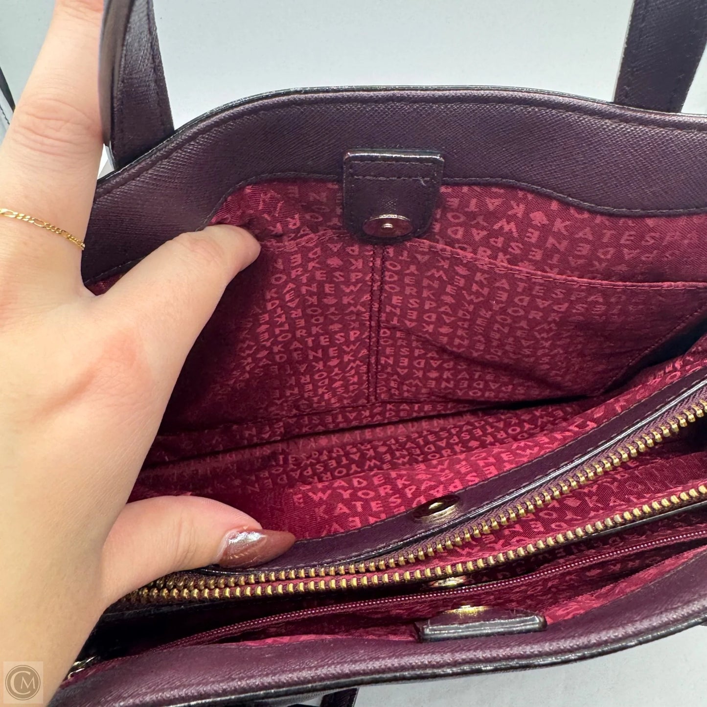 Crossbody Designer By Kate Spade, Size: Medium