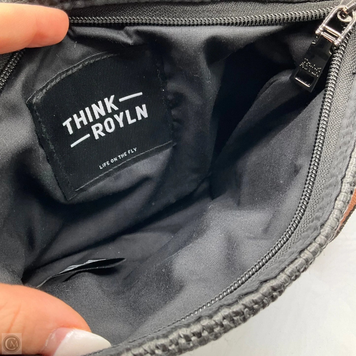 Crossbody By Think Royln, Size: Small