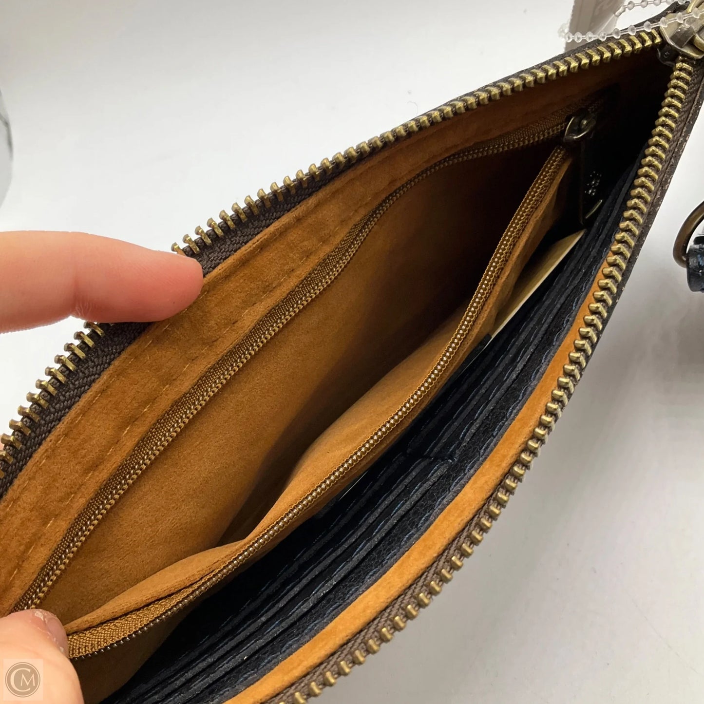 Wristlet Designer By Patricia Nash, Size: Medium