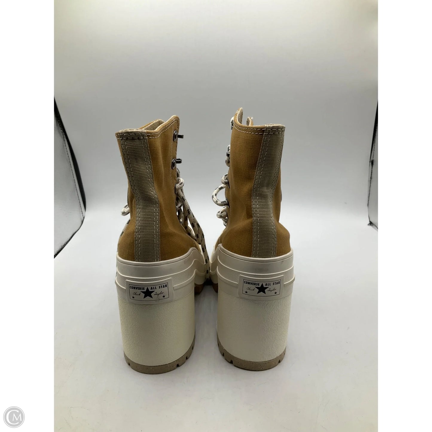 Shoes Sneakers By Converse In Tan, Size: 6