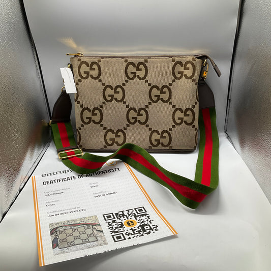 Crossbody Luxury Designer By Gucci, Size: Medium