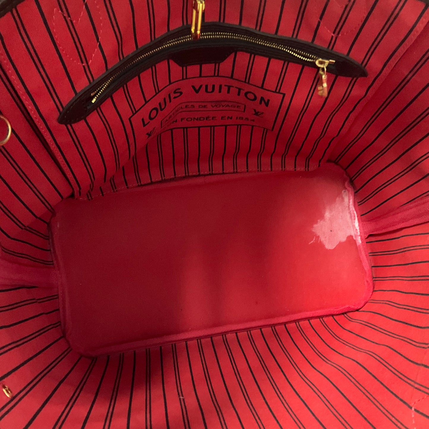 Handbag Luxury Designer By Louis Vuitton, Size: Medium