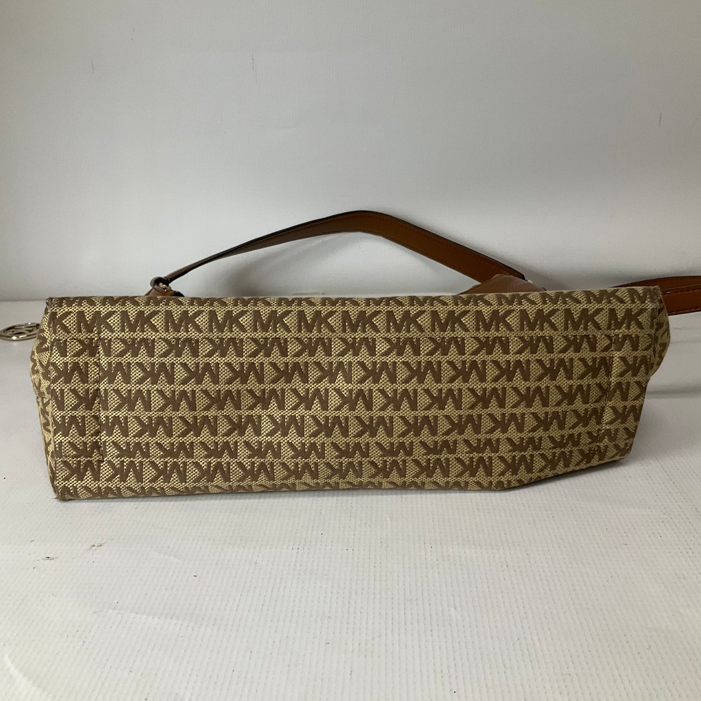 Handbag Designer By Michael Kors  Size: Medium